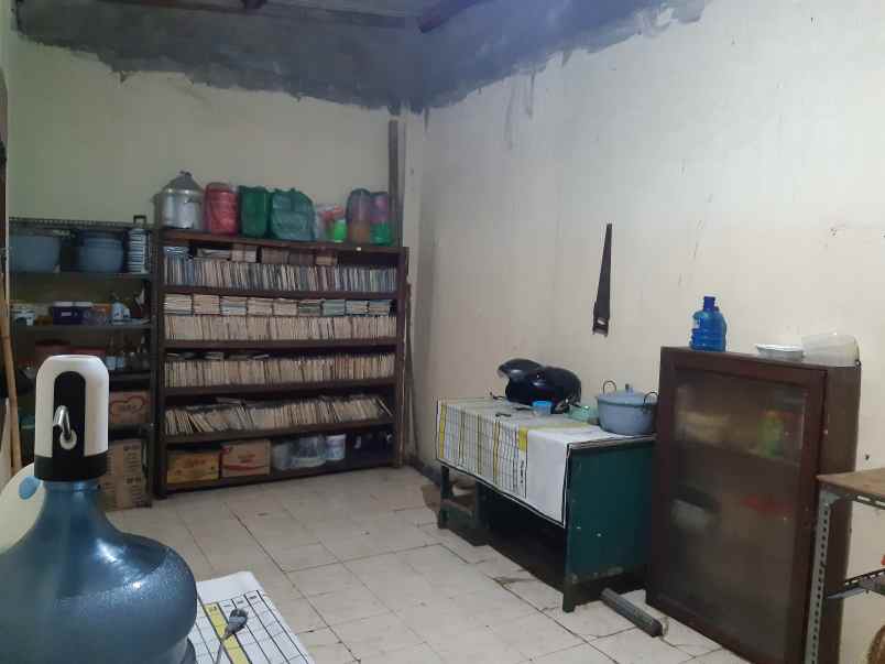 dijual rumah di perumahan kebonsari indah jember