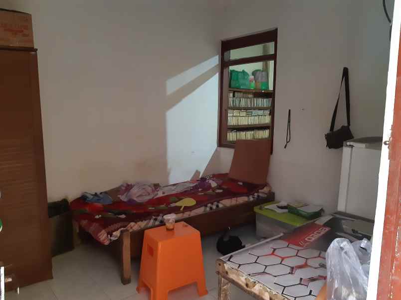 dijual rumah di perumahan kebonsari indah jember