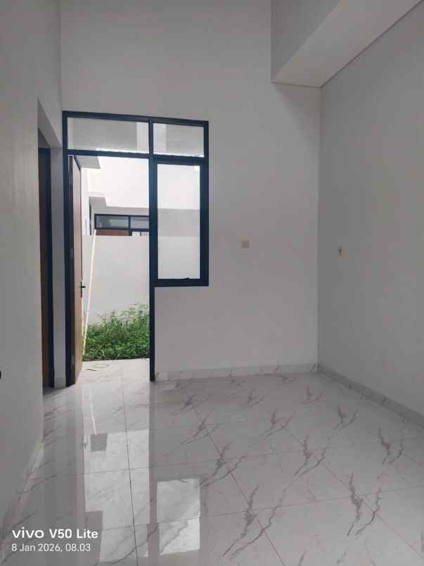 dijual rumah diamond field bedahan