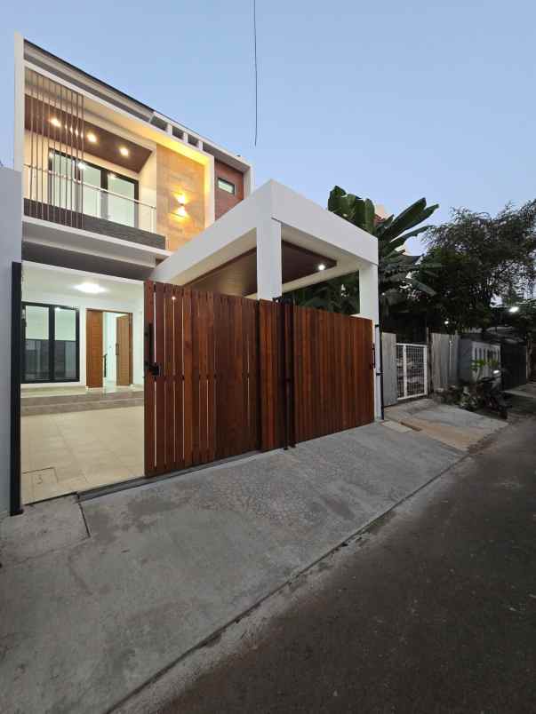 dijual rumah duren sawit