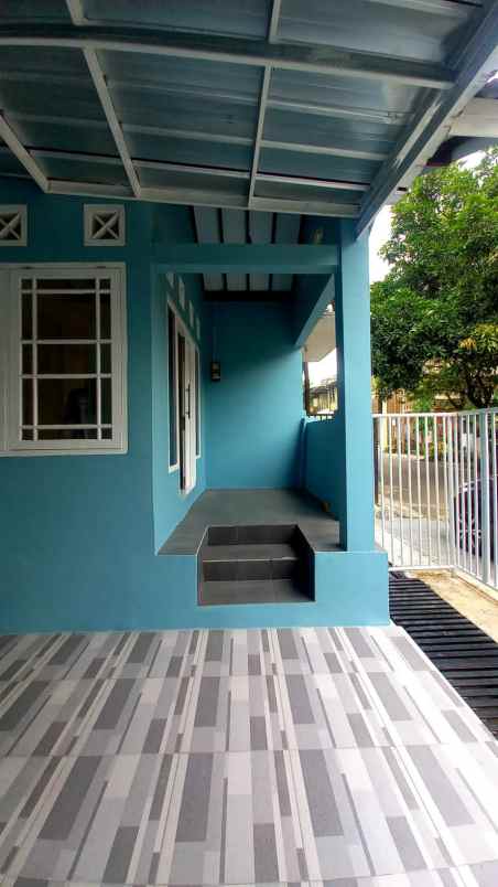 dijual rumah elkk334