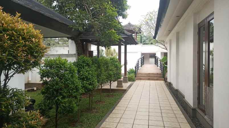 dijual rumah fatmawati