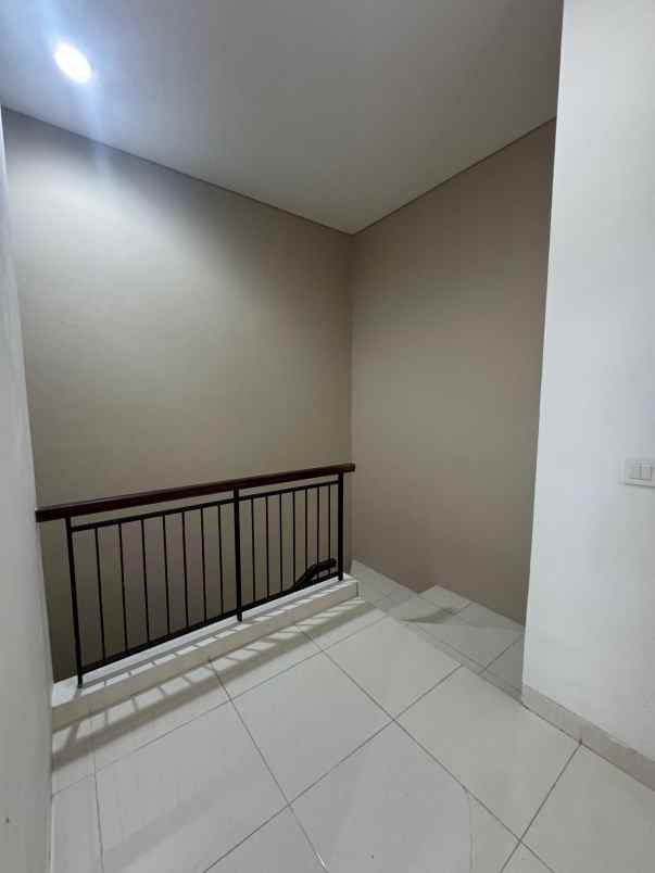 dijual rumah foglio foresta bsd city