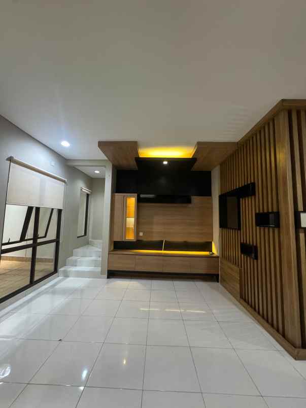 dijual rumah foglio foresta bsd city