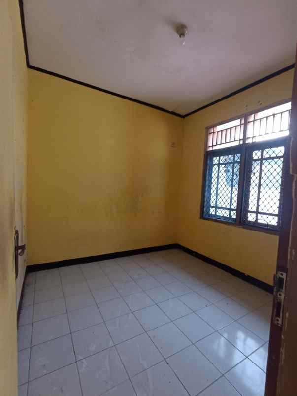 dijual rumah gading griya lestari