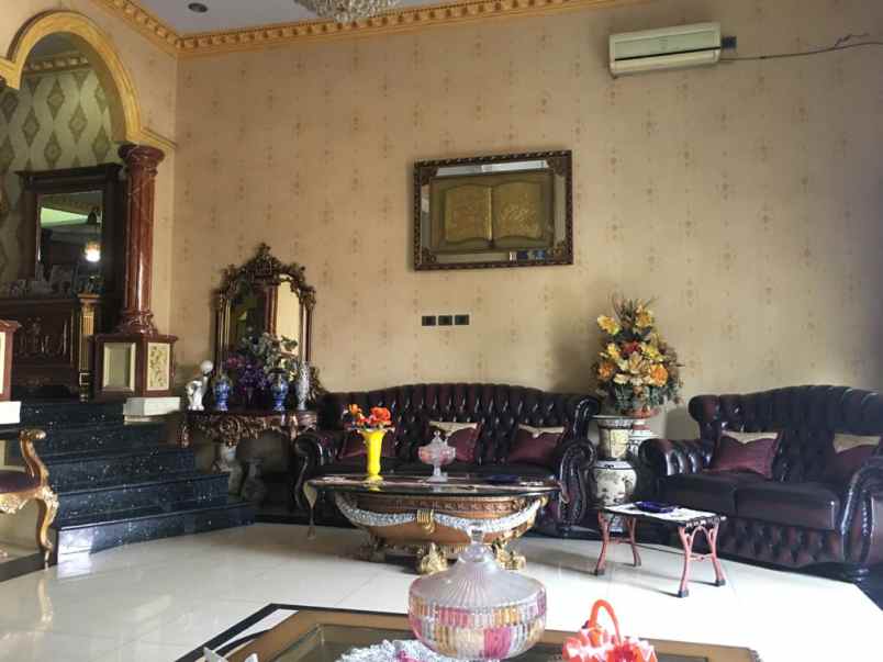 dijual rumah gading griya lestari