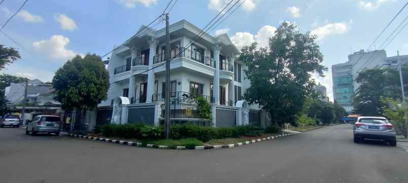 dijual rumah gading kirana kelapa gading