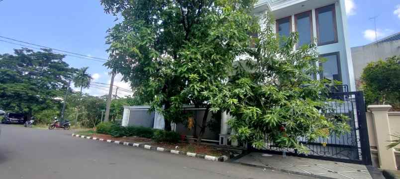 dijual rumah gading kirana kelapa gading