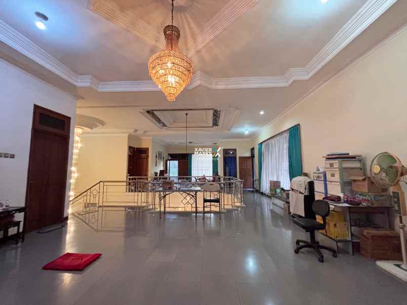 dijual rumah galaxy bumi permai