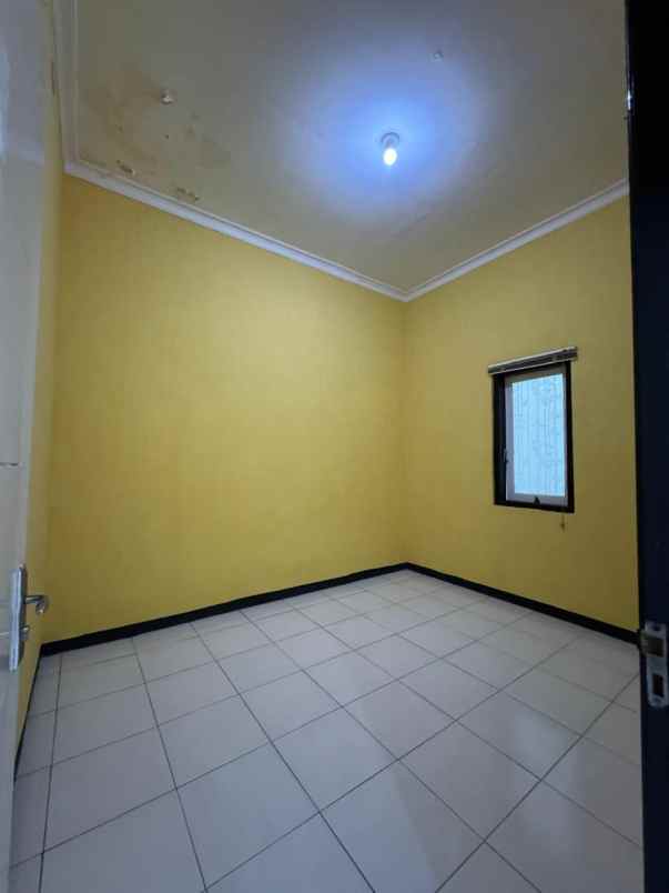 dijual rumah gayungan