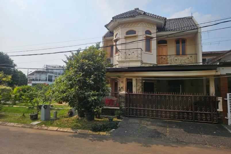 dijual rumah graha raya dahlia loka