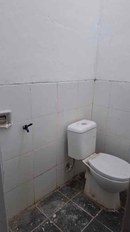 dijual rumah grand kedamean regency