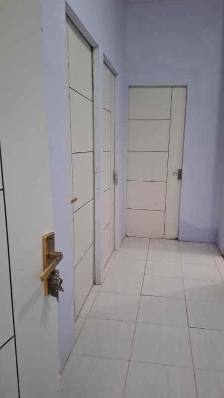 dijual rumah grand kedamean regency