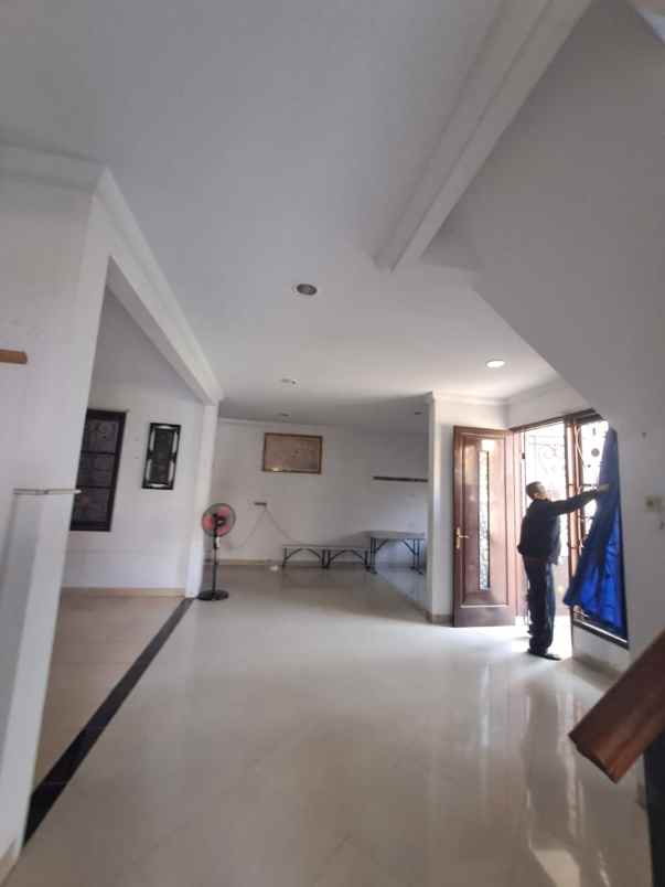 dijual rumah grand prima bintara bekasi