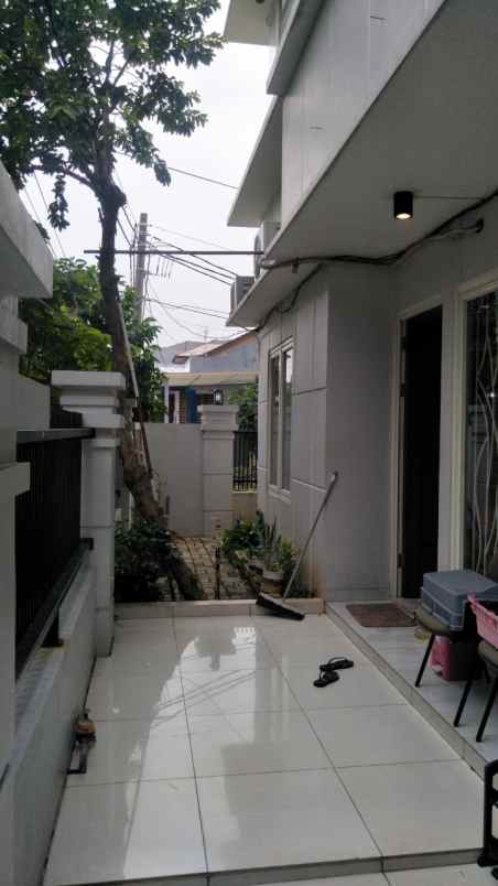 dijual rumah griya bintara loka bekasi