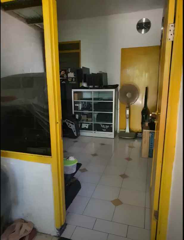dijual rumah griya kebraon