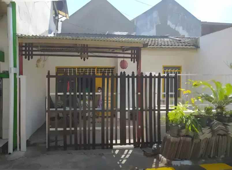 dijual rumah griya kebraon