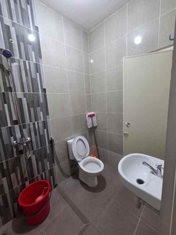 dijual rumah gunung anyar jl modern