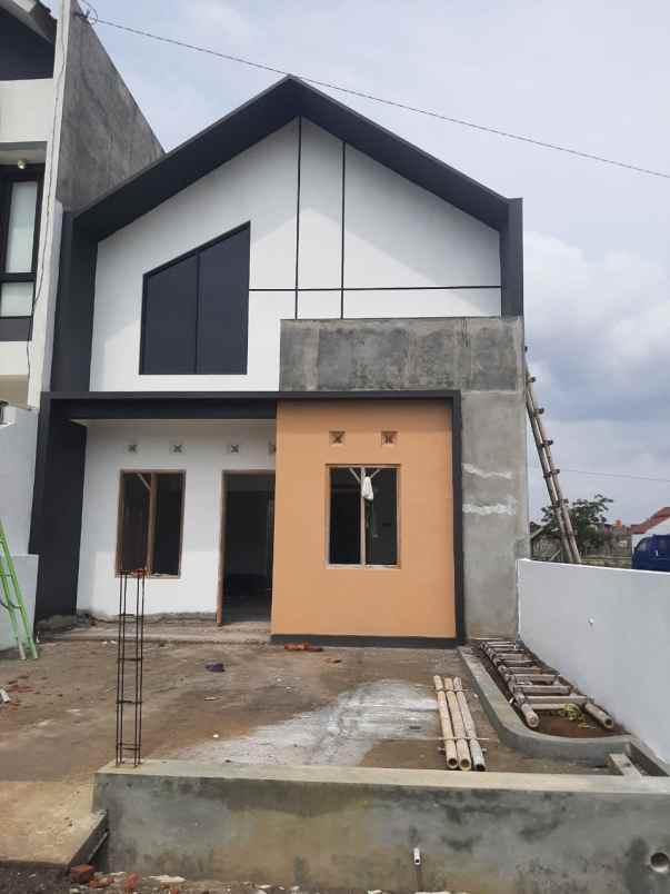 dijual rumah hunian ready dekat alun alun sukoharjo