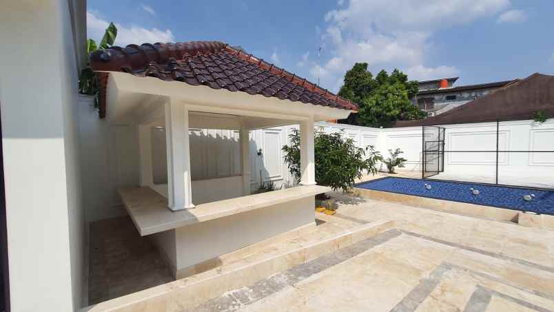 dijual rumah jagakarsa