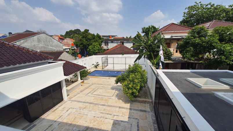 dijual rumah jagakarsa