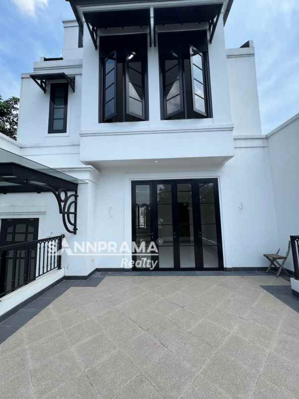 dijual rumah jagakarsa
