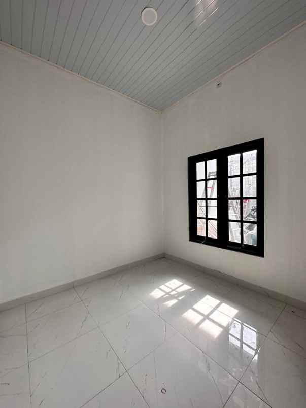 dijual rumah jagakarsa jakarta selatan