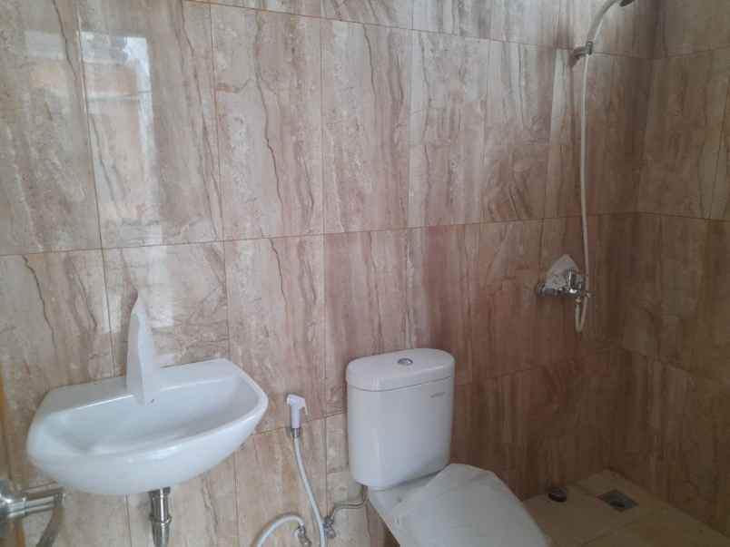 dijual rumah jagakarsa raya jakarta selatan