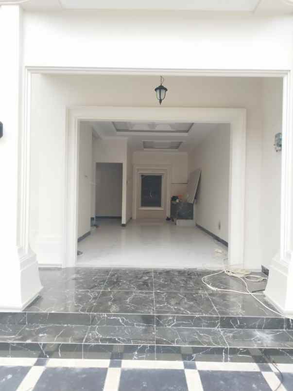 dijual rumah jalan batan raya tirtajaya