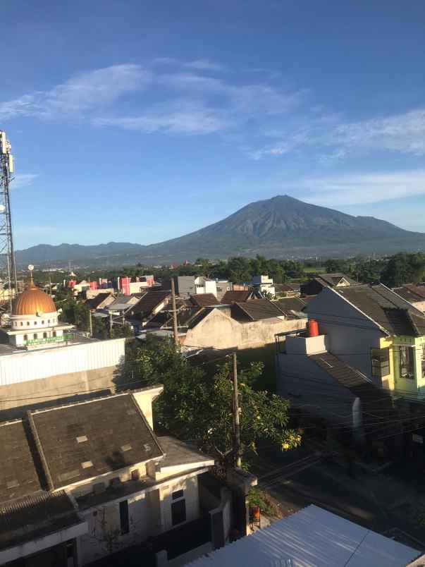 dijual rumah jalan cakalang