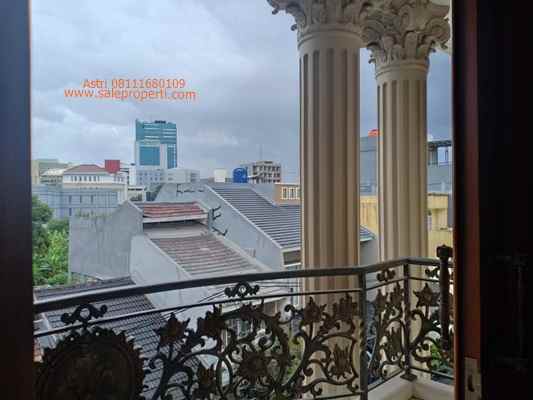 dijual rumah jalan kebon jahe