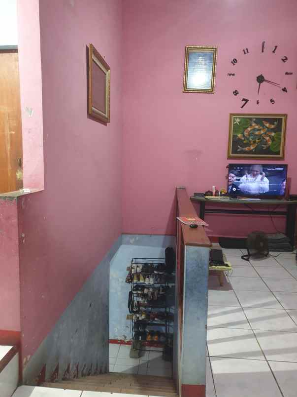 dijual rumah jalan manunggal bakti