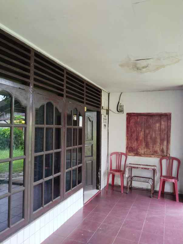 dijual rumah jalan melur