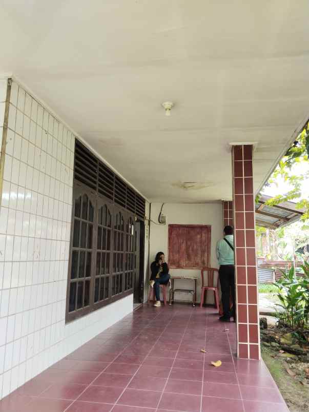 dijual rumah jalan melur