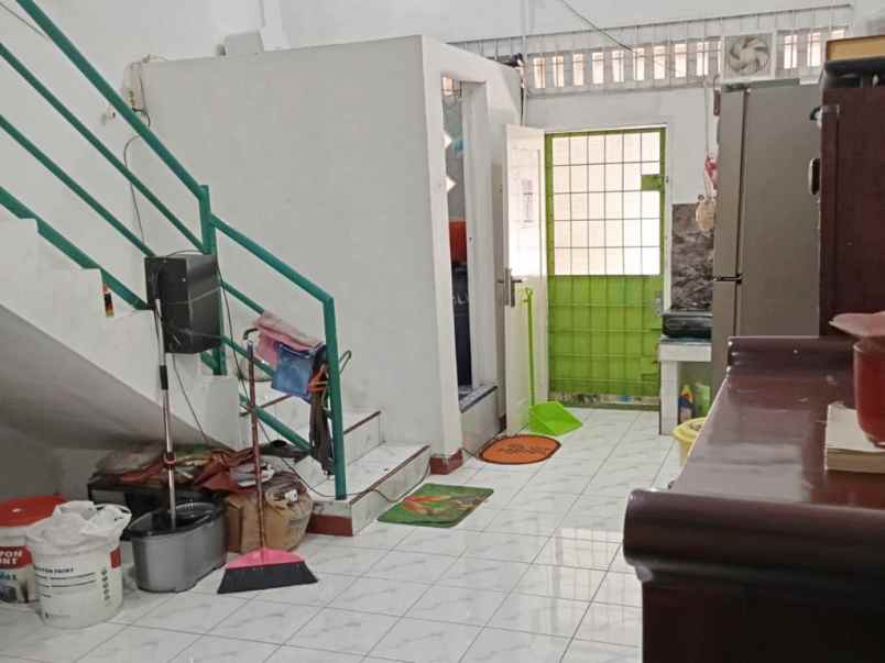 dijual rumah jalan pembangunan iv