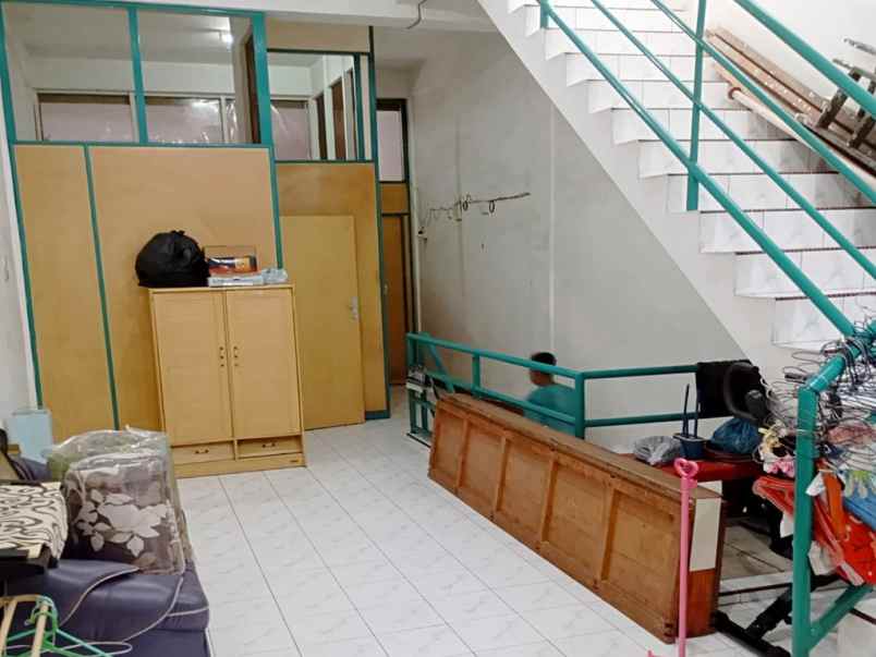 dijual rumah jalan pembangunan iv