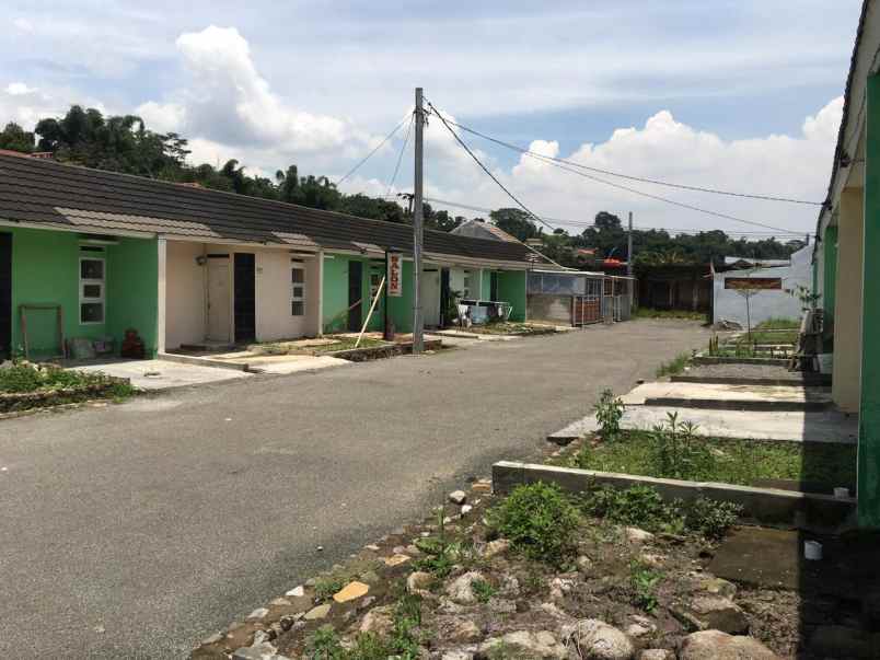 dijual rumah jalan raya laswi jelekong