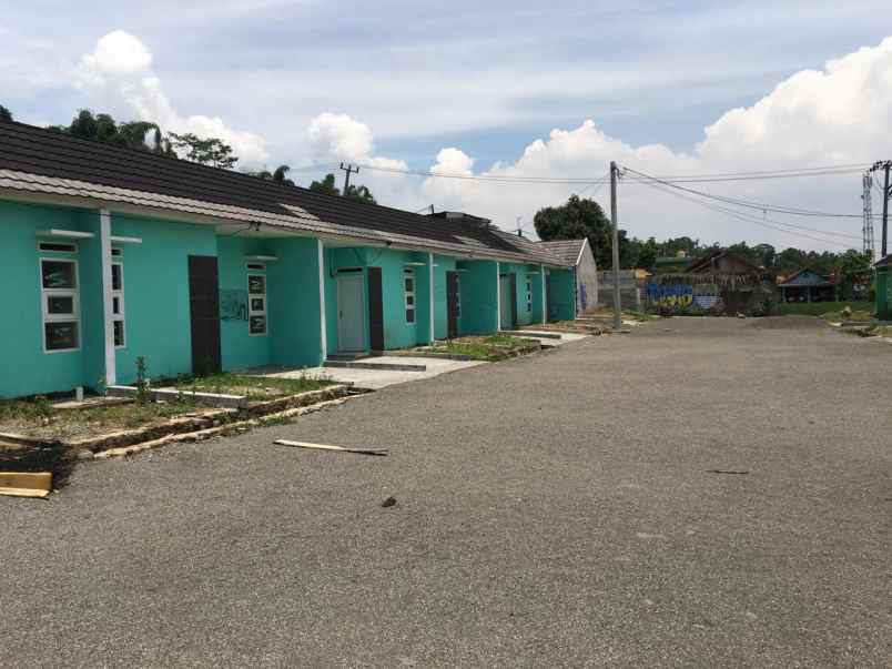 dijual rumah jalan raya laswi jelekong