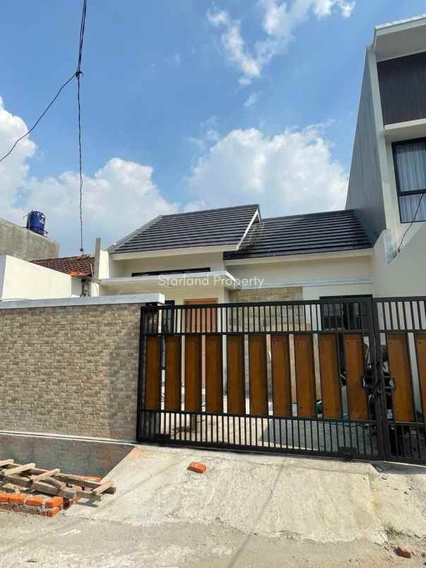 dijual rumah jalan raya peninggilan