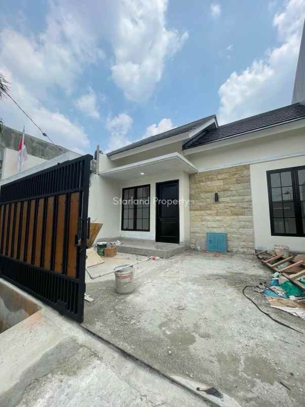 dijual rumah jalan raya peninggilan