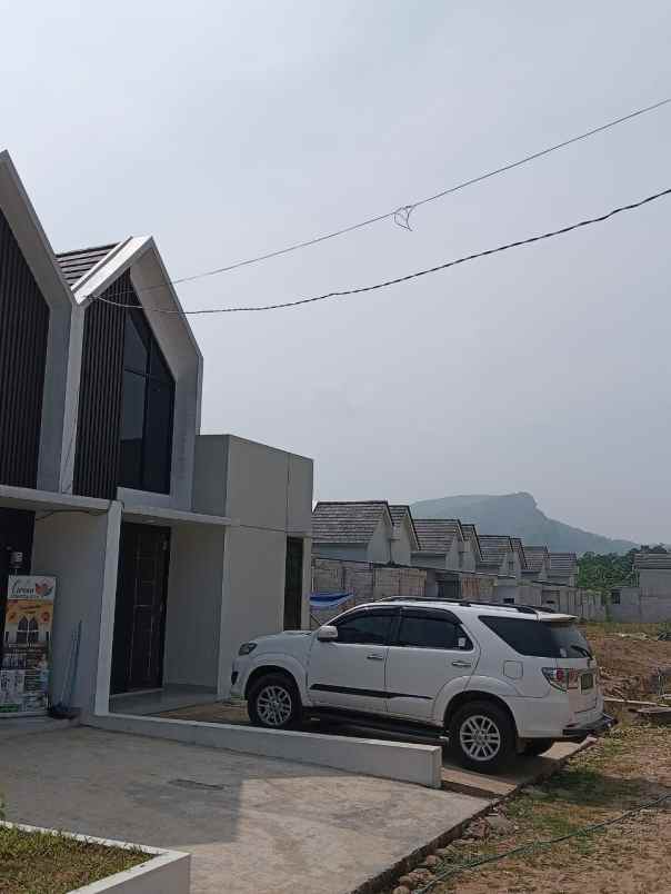 dijual rumah jalan raya tajur citeureup