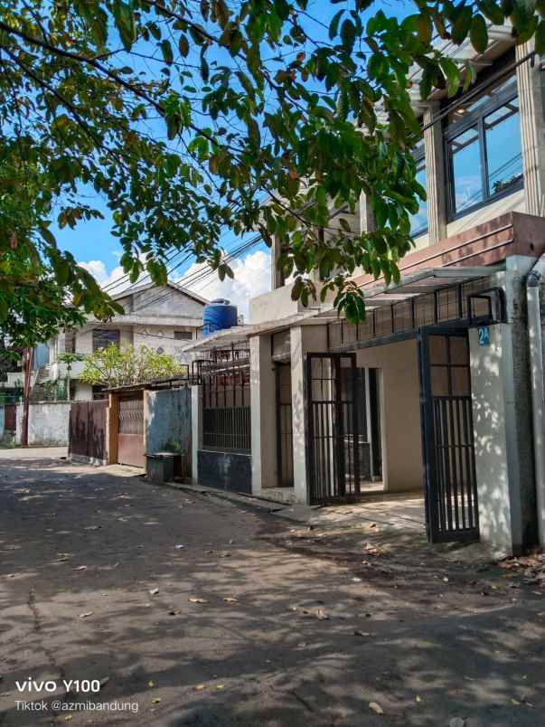 dijual rumah jalan salendro