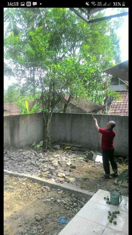 dijual rumah jalan seketi banjarsari