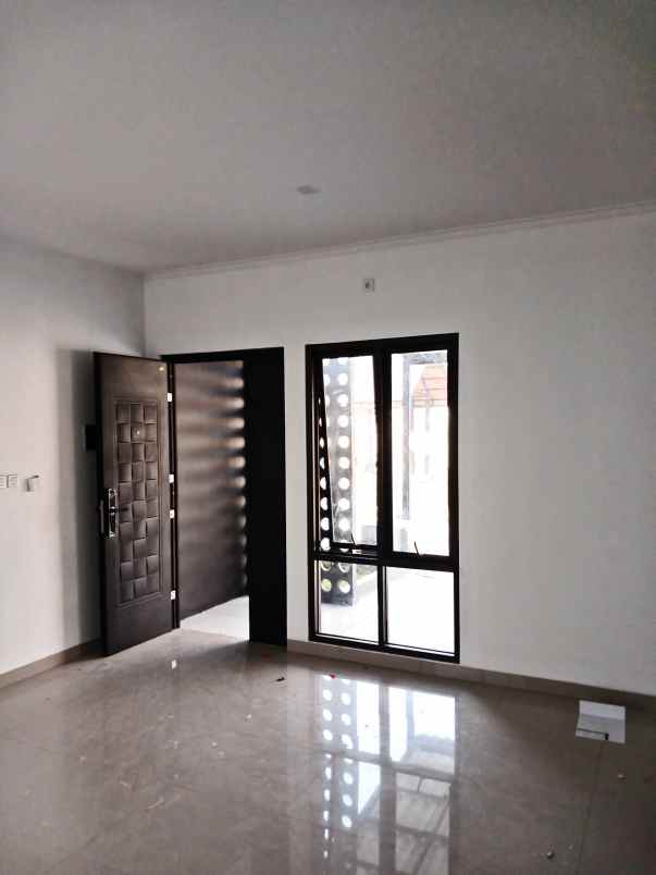 dijual rumah jalan setia mekar tambun