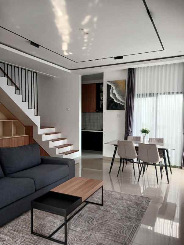 dijual rumah jalan setia mekar tambun