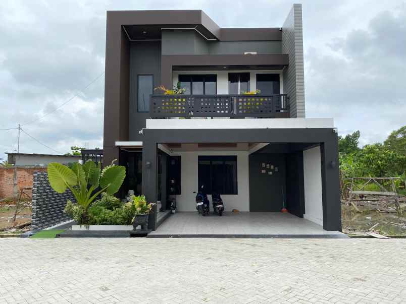 dijual rumah jalan soeka