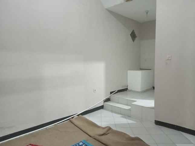 dijual rumah jalan teluk pelabuhan ratu