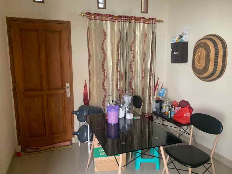 dijual rumah jalan terusan sekar kemuning