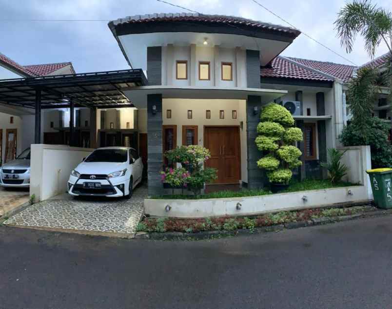 dijual rumah jalan terusan sekar kemuning