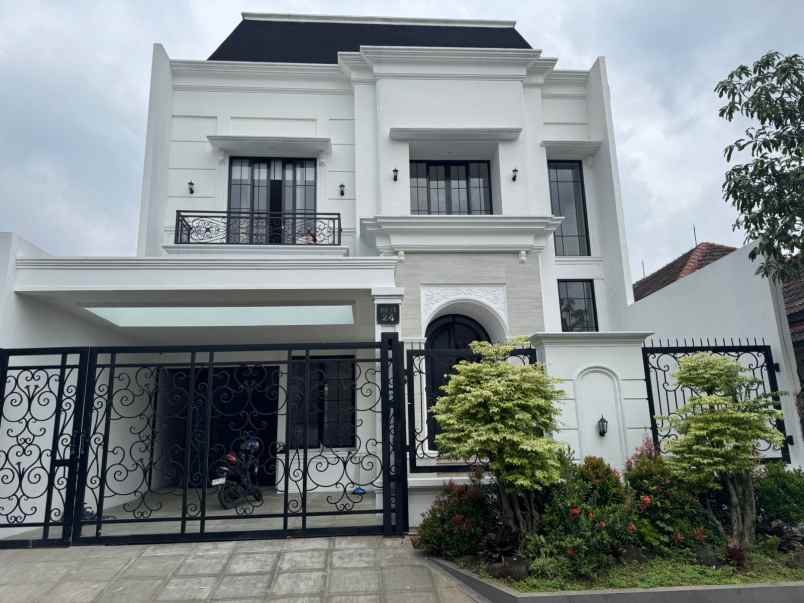 dijual rumah janur hijau 1 serpong